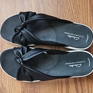 Cloudsteppers by clarks womens size 8.5